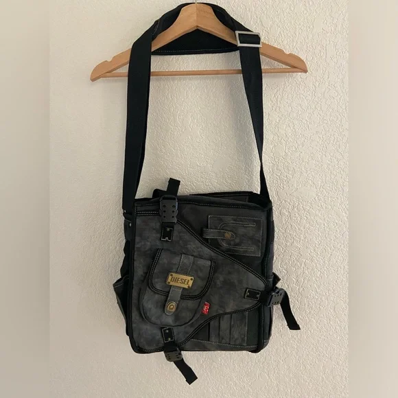 【DIESEL】00s faux leather Messenger bag Diesel | Bags | Diesel Vintage Multi Pocket Leather Cargo